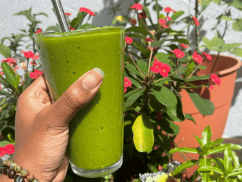Healthy and Delicious Green Smoothie with Banana, Mango, and Spinach